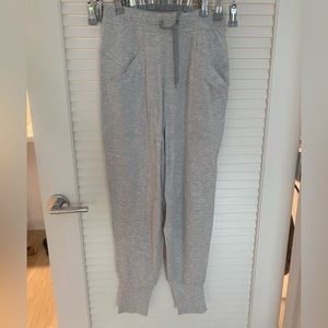 Lululemon joggers